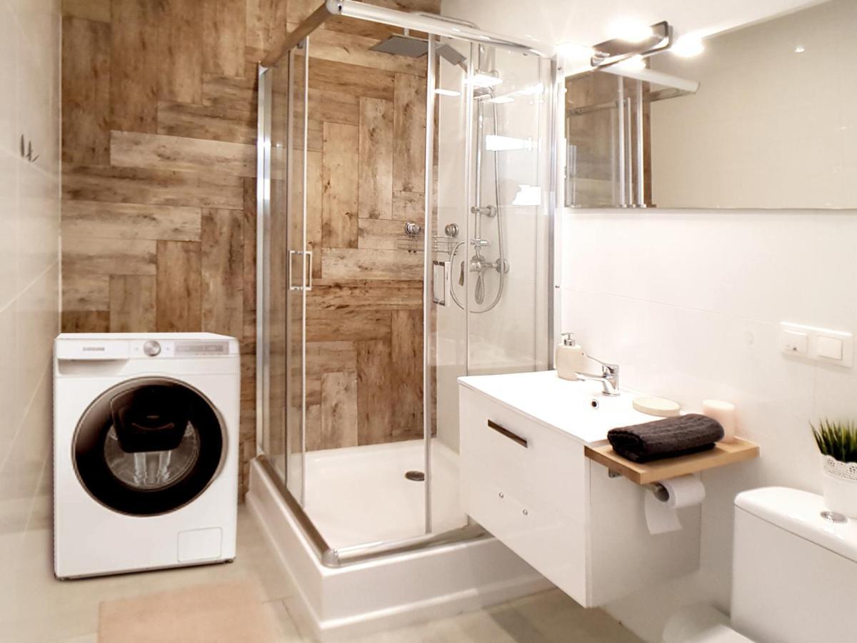 Apartament Peowiakow Kings Deluxe Lublin Exteriör bild